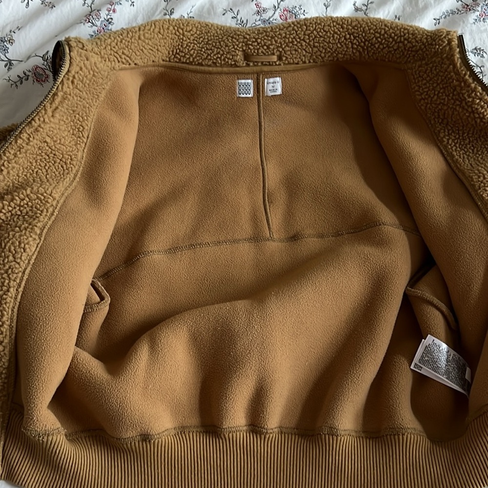 Fleece jacket - Picture 4 of 9